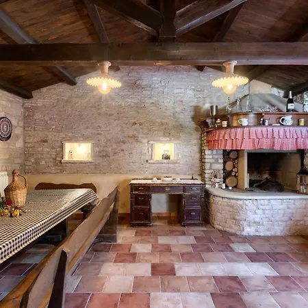 Villa Paulina -an Authentic Sense Of Istrian Life Gajana