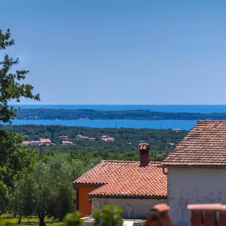 Paulina -an Authentic Sense Of Istrian Life Villa Gajana